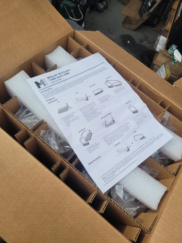 MILLIPORE 200-300mL Millicell HY T-1000 Multilayer Cell Culture Flask (8pk) Comp - Picture 7 of 9