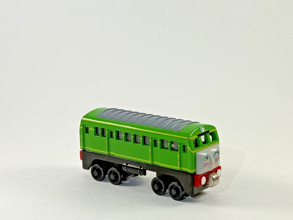 Thomas & Friends Take-n-Play Daisy (2006) Diecast Train - Image 2 of 4