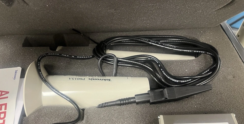 1 pieza NUEVA Sonda de Alta Presión Tektronix P6015A ¡Garantía de 1 Año! FedEx/DHL Foto 2 de 3