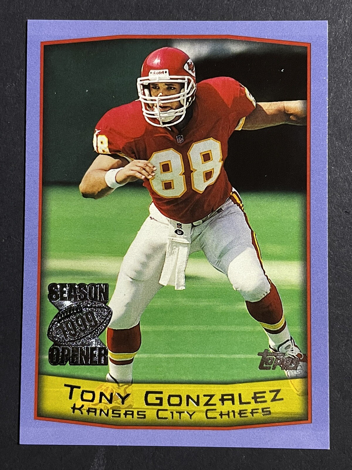 1999 Topps Season Opener Tony Gonzalez Card - Kansas City Chiefs