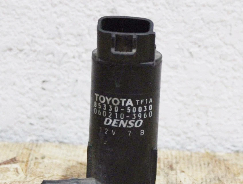Bomba de motor lavadora Lexus IS300 2001-2005 N12107 OEM Foto 4 de 4