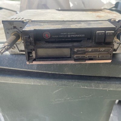 Vintage Pioneer KE4141 AM/FM Stereo Cassette   Shaft Post Style Radio untested 