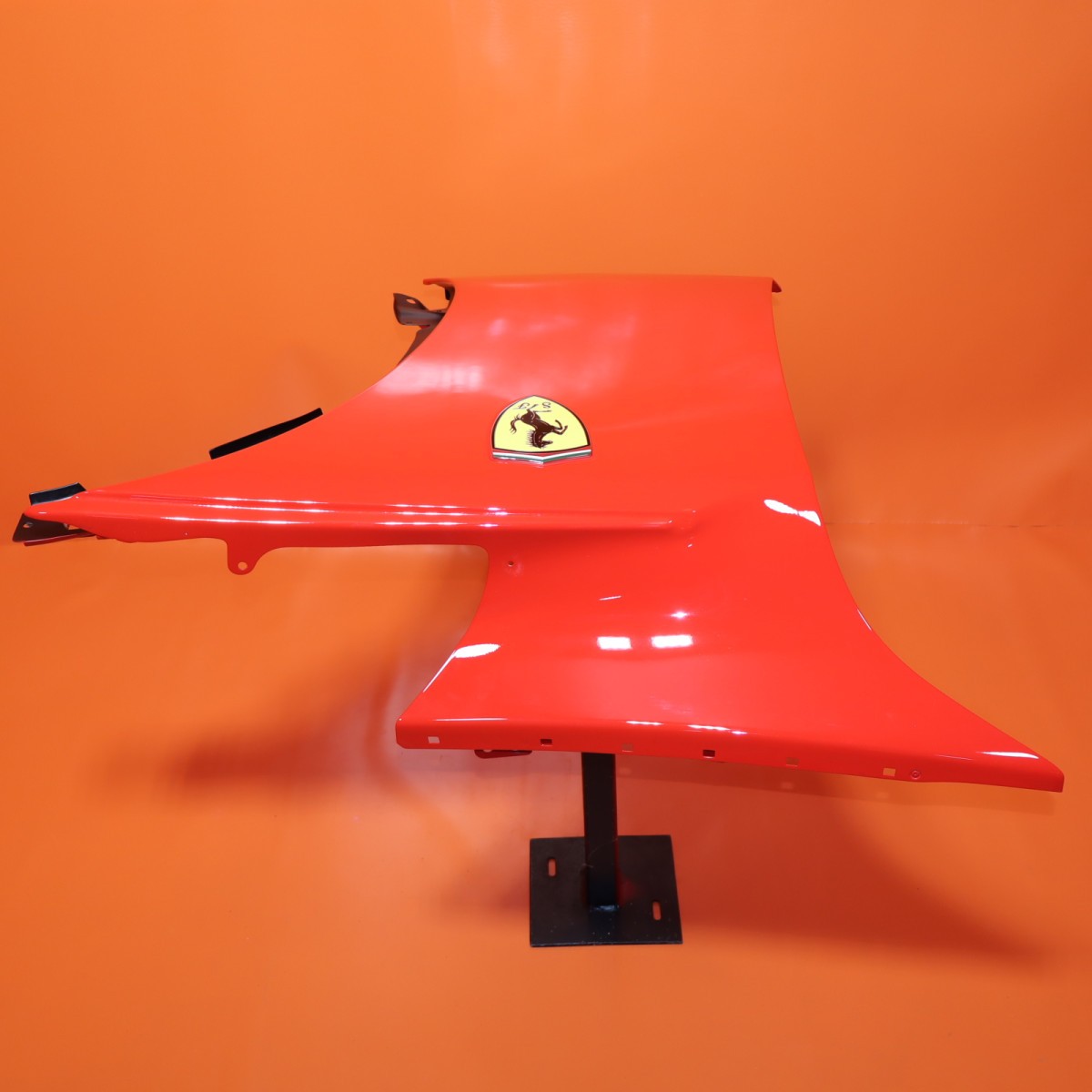 Ferrari Purosangue 2023-2026 Front Right Fender P/N 985822816