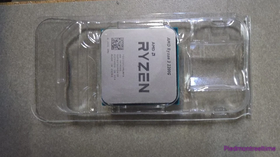 AMD Ryzen 3 2200G 3.50GHz Quad Core YD2200C5M4MFB 4 Thread AM4 Processor CPU - Image 2 of 3