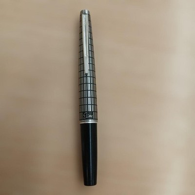 PILOT Elite 18K/750 Fountain Pen with 18k Gold Nib, Black #0611