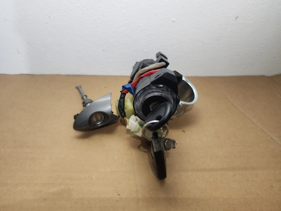 2011-2014 Hyundai Sonata Ignition Switch With Key And Door Lock OEM - Image 4 of 4