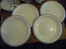 Jamie Oliver Churchill Keeping It Simple four blue rim dinner plates