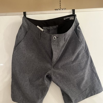 Volcom Surf & Turf 4-Way Stretch Gray Chino Shorts Men s Flat Front Pockets