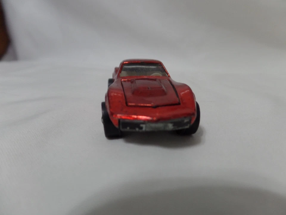 Corvette personalizado rojo Mattel Hot Wheels Ventage 1968 Foto 3 de 4