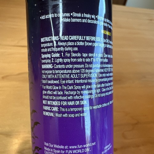 Glow-in-the-dark spray for costumes clothing shoes Halloween decorations Indoor - Picture 2 of 7