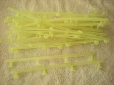3pt8 LOT OF 24 PCS AURORA AFX TOMY 9" YELLOW GUARDRAILS - SLOT CAR TRACK ST135