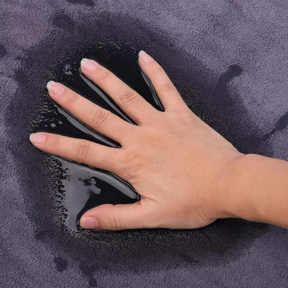 Toalla deportiva de secado rápido | Gimnasio, correr, aire libre Foto 4 de 4