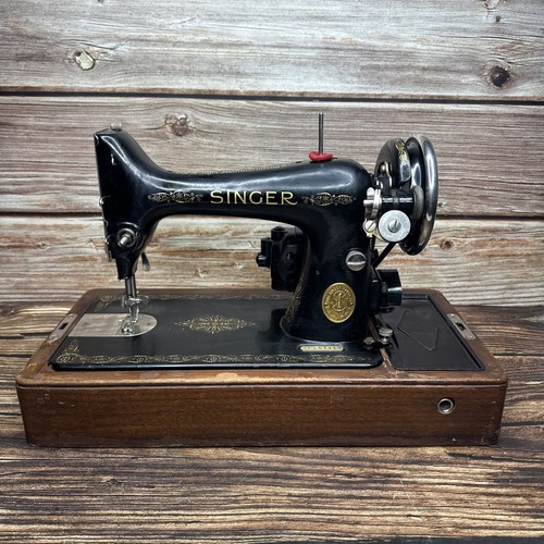 VINTAGE 1939 SINGER SEWING MACHINE Serial No. AF157413 NO PEDAL