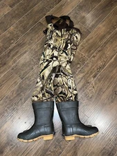 Cabelas neoprene Boot-foot Chest-high Hunting Waders Neoprene Camo Sz 5