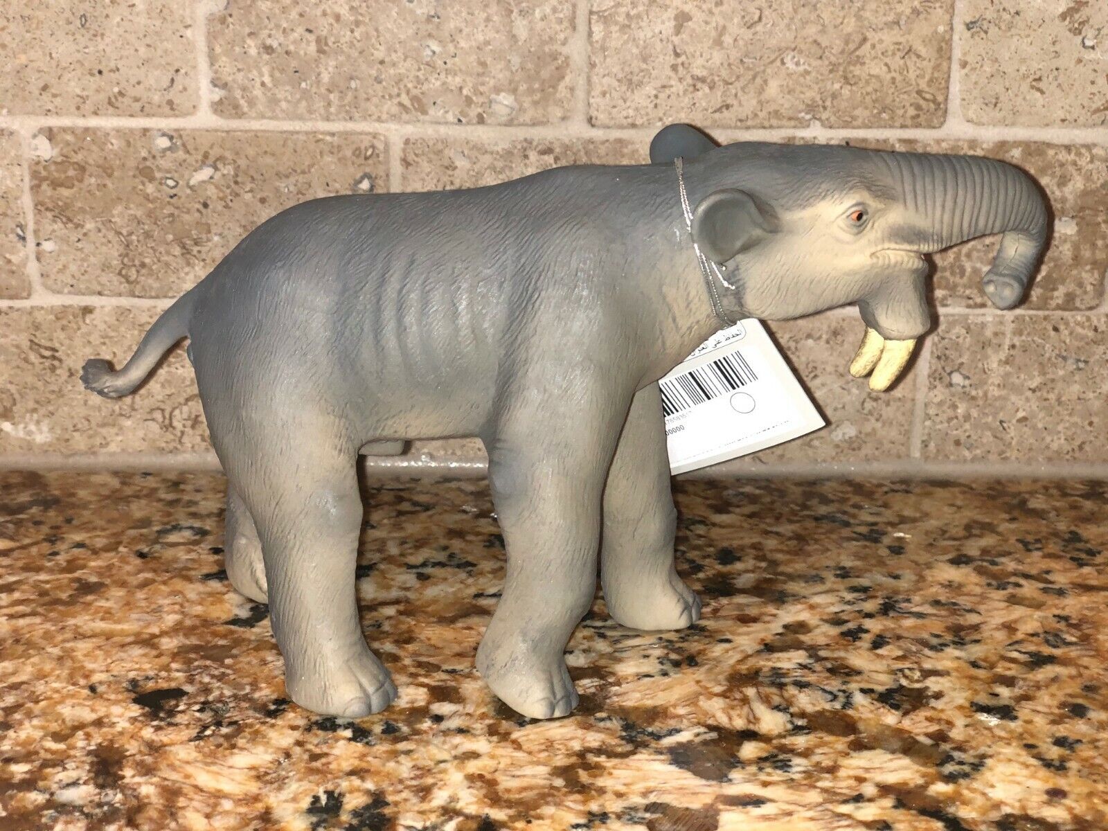 Deinotherium, Ancient Elephant, Museum Quality Plastic Replica 7 M084 B605