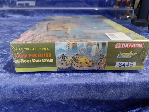 Dragon 6445 Model Kit Factory Sealed 1/35 7.5cm Pak 97/38 w/Heer Gun Crew - Picture 4 of 5