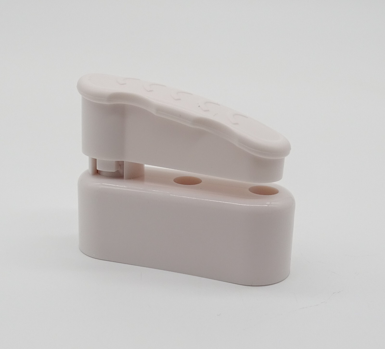 TURN BUTTON CATCH ADJUSTABLE - WHITE CARAVAN MOTORHOME