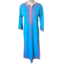 Vintage 70s Turquoise Pink Embroidered Caftan Size Medium