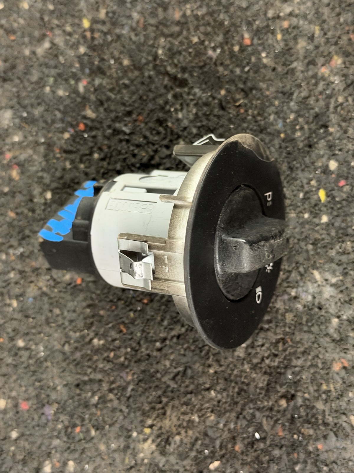 02-06 MASERATI SPYDER COUPE HEAD LIGHT LAMP CONTROL SWITCH