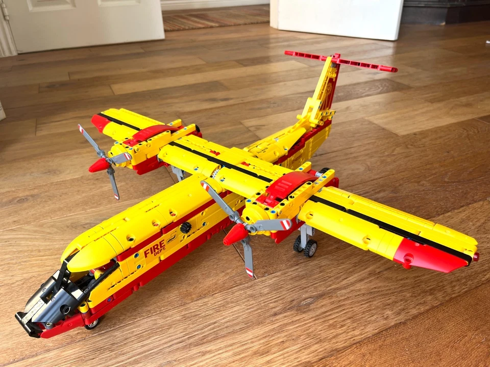 LEGO Technic 42152 Firefighter Aircraft, photo 1 of 4