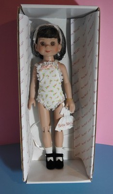 TONNER 2004 BETSY MCCALL SITTING PRETTY BASIC BETSY 14'' WITH ORIGINAL BOX