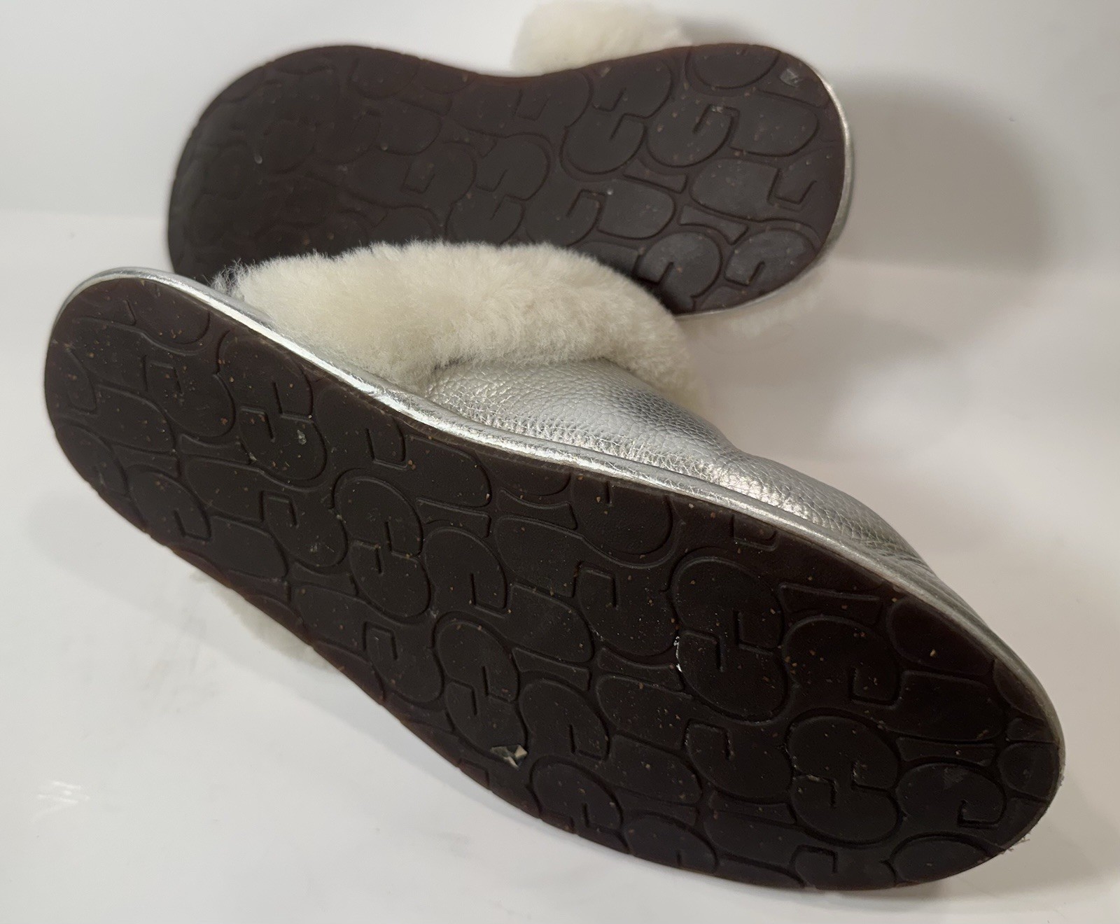 UGG Silver Metallic Shearling Scuff Slippers Wome… - image 5