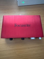 Focusrite Scarlett 2i2 USB Audio Interface 1s...
