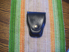 Don Hume C 300 Black Leather Single Chain Hinged Handcuff Case Pouch Holder