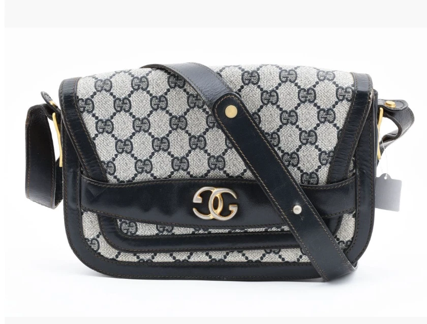 Sac à bandoulière vintage GUCCI GG Supreme cuir PVC noir 9,8 pouces occasion authentique