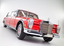 CMC Mercedes-Benz 600 Pullman "Red Baron" Special Edition