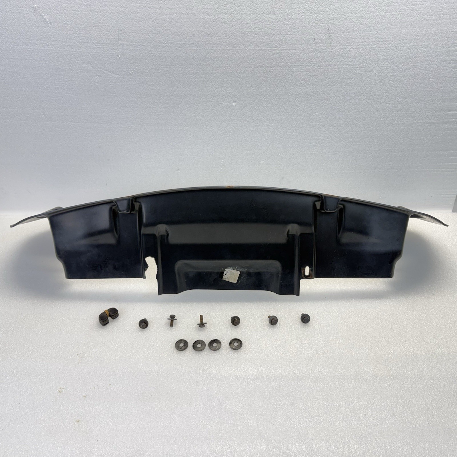 03-08 Maserati Quattroporte M139 Front Lower Bumper Radiator Duct Vent Trim OEM