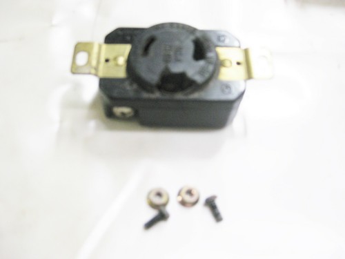 Honda Generator Cyclo Converter EB3000c RECEPTACLE (30A/125V) Part 32332-Z04-C31 - Afbeelding 1 van 3
