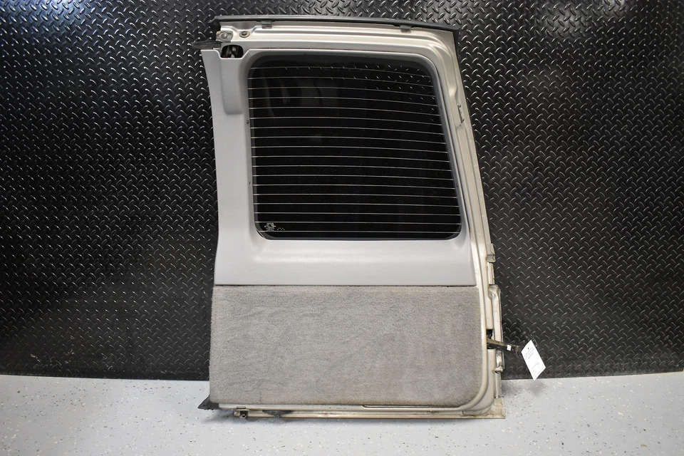 1995 - 2000 GMC Yukon Driver LH Left Pewter-11U Back Cargo Door Foto 4 de 4