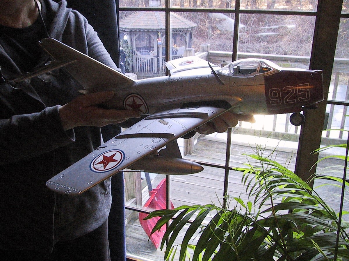 MIG-15bis THE ULTIMATE SOLDIER NEW IN BOX 1:18 | eBay