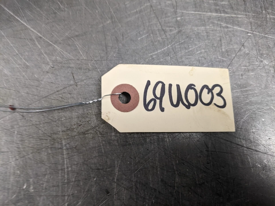 Tubo de varilla de medición de aceite de motor de Nissan Rogue 2016 2,5 Foto 2 de 3