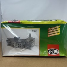 Heljan #679 HO Brewery & Bottling Plant - 40 cm x 22 cm Plastic Model Kit