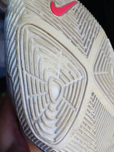 Nike Kyrie III 3 Finals Gold white gold 852395-902 Mens Size 8.5 KD Lebron - Picture 9 of 9