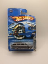 2005 Hot Wheels #098 Red Lines Series #3/5 8 Crate Metalflake Gray