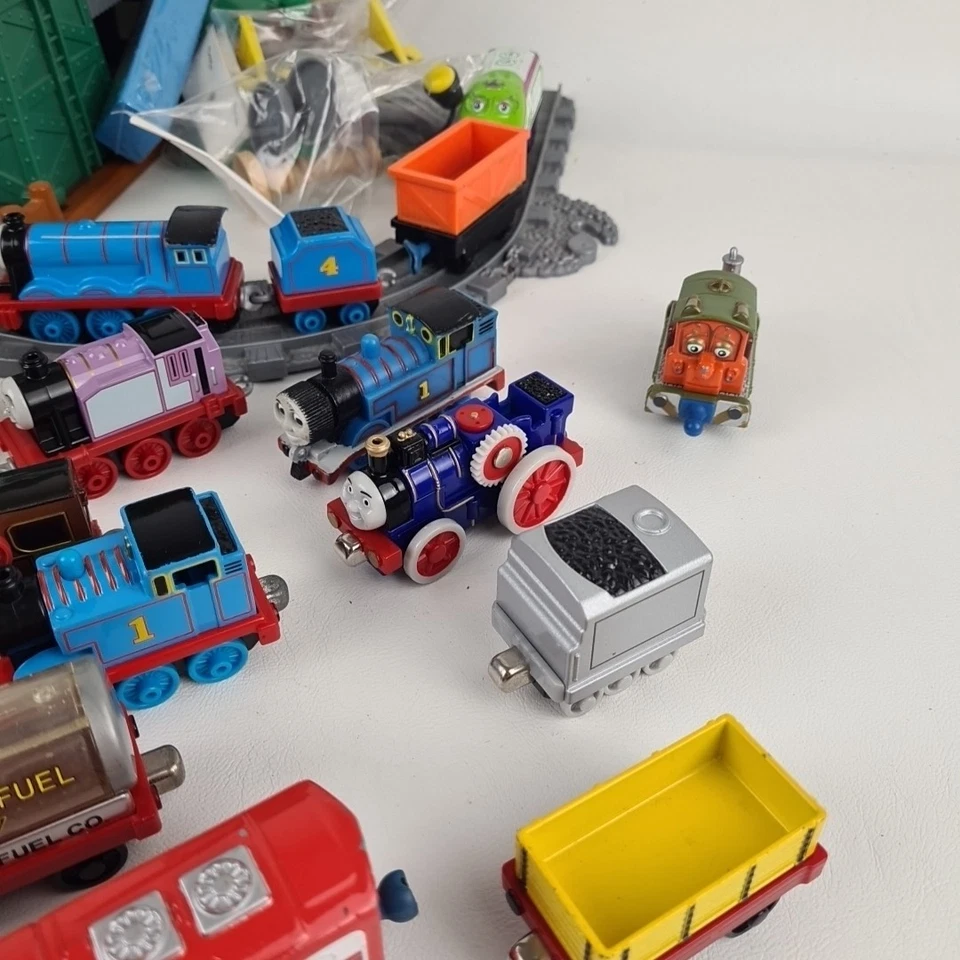 🚨 Lote Thomas And Friends Take & Play Diecast Sodor Sodor Wharf Cranky & More D4 Foto 3 de 4