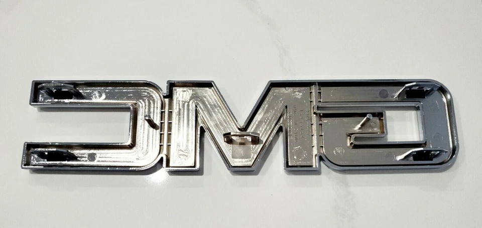 Emblemas de parrilla delantera GMC Yukon 2007 2008 2009 2010 2011 2012 2013 Foto 2 de 4