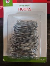 200 Count Christmas Ornament Hooks