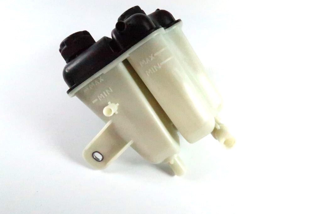 Maserati Ghibli Quattroporte Levante expansion coolant tank
