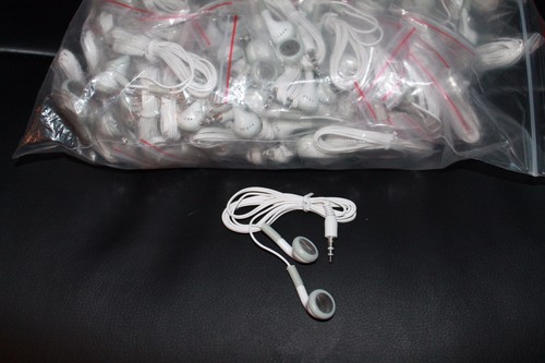 BULK WHOLESALE Lot of 100 WHITE 3.5mm In Ear Earbuds / Headphones / Earphones - Picture 2 of 4