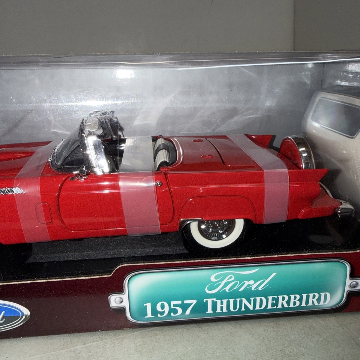 Road Signature 1957 Ford Thunderbird 1 18th Scale for sale online