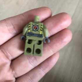 LEGO CITY Volcano Explorers 60125-1  Minifigures And Hazard Suit Helmet