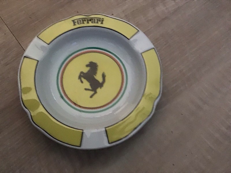 AUTOMOBILIA/RARE-RICHARD GENORI FERRARI ASHTRAY/ENZO/MODENA/SCUDERIA/TIFOSI