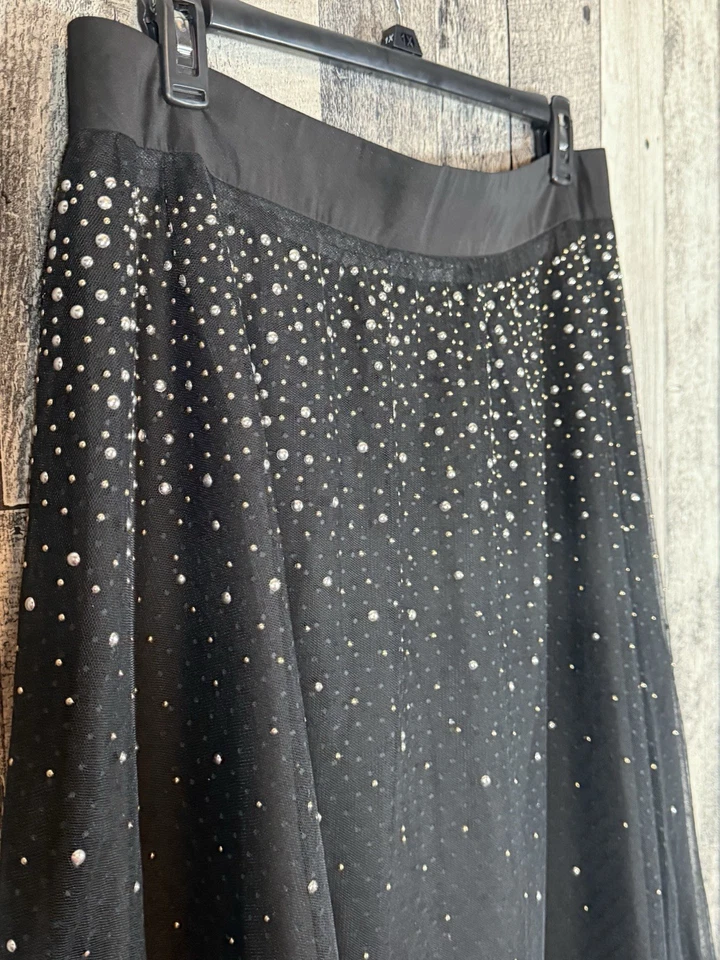 For Her NYC Lunares Negros con Falda Metálica Plateada y Dorada Talla 2X Foto 4 de 4