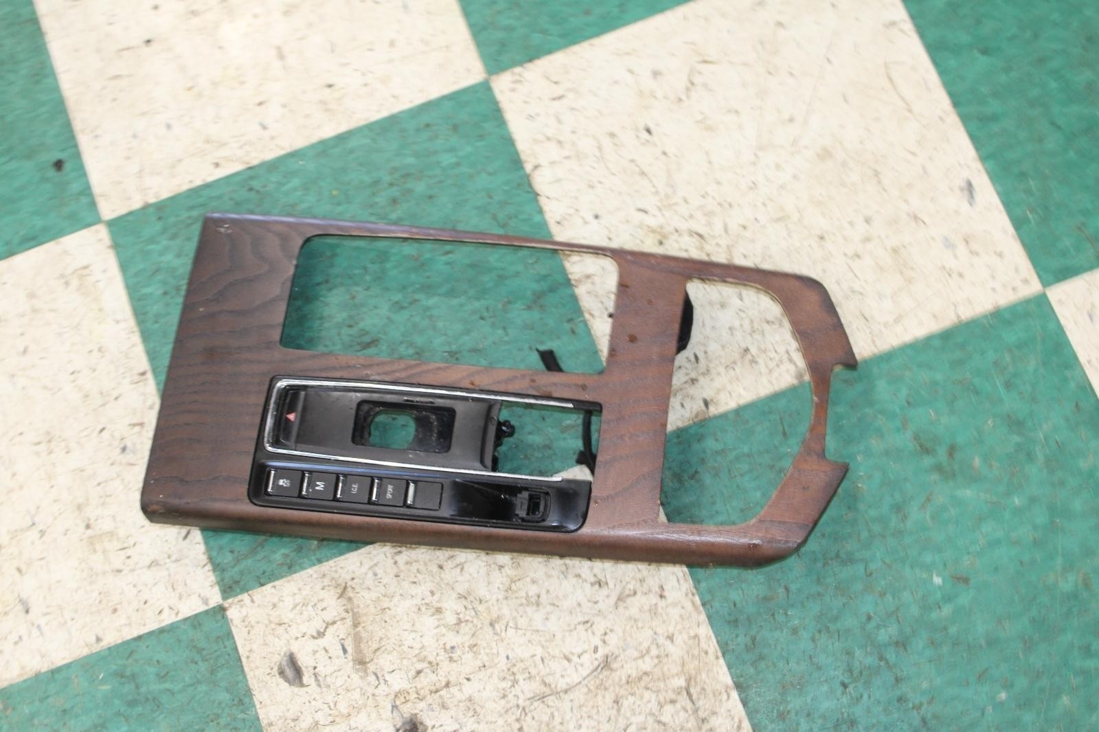 Maserati Ghibli 2014-2022 Dash trim bezel