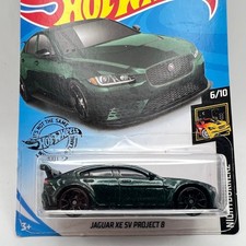 Hot Wheels Nightburnerz 6/10 Jaguar XE SV Project 8 171/250 Green