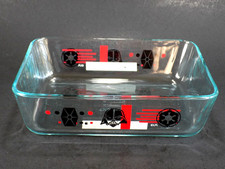 Pyrex Disney Star Wars Darth Vader Glass Container Dish 8X8X2